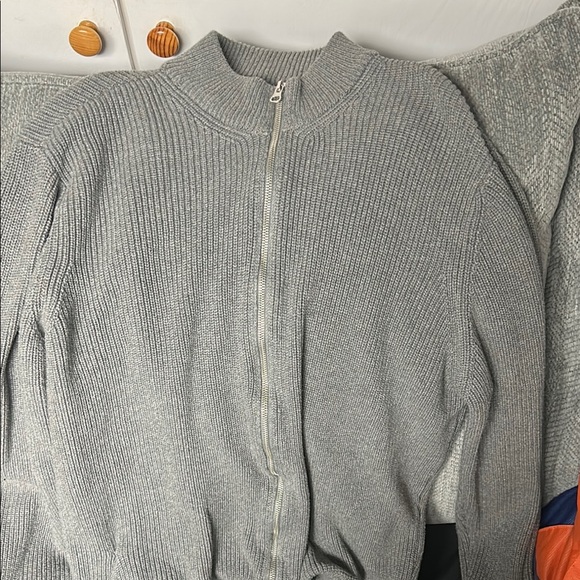Zara Grey Zip Up Sweater - Picture 2 of 4